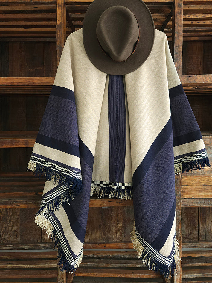 Poncho de lana argentina Choya tejido a mano